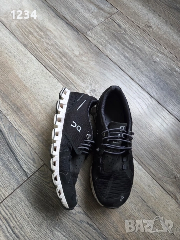 Дамски маратонки On cloud размер 37.5, снимка 2 - Маратонки - 53900570