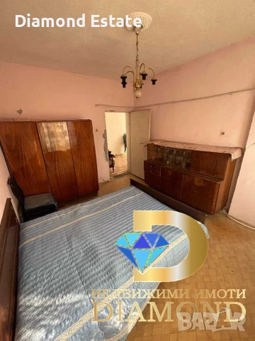 Едноетажна къща в град Гълъбово, снимка 14 - Къщи - 54134061