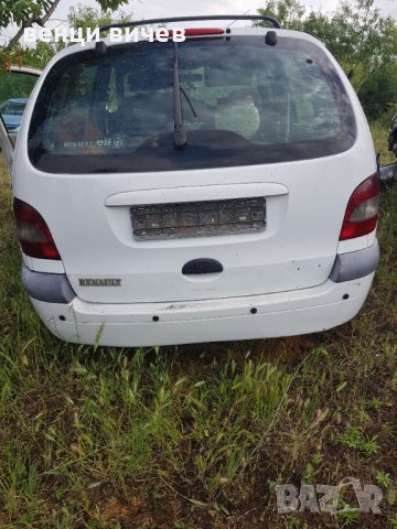 Renault Scenic 1.9 dti, снимка 2 - Автомобили и джипове - 37167457