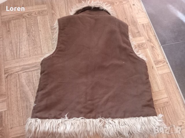 Пухено детско елече, снимка 3 - Детски якета и елеци - 42420941