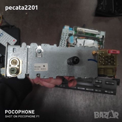 Продавам - оригинални автокасетофони BMW REVERSE и BMW BUSINESS за части, снимка 5 - Аксесоари и консумативи - 38991038