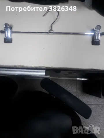 Закачалки за дрехи 