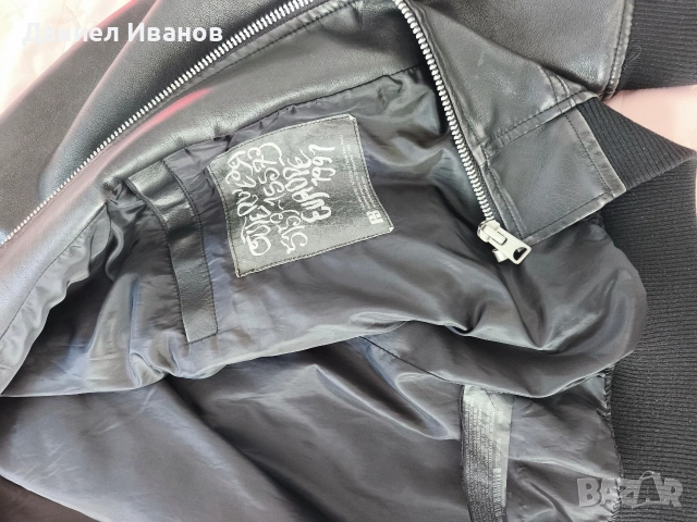 Яке бомбър Pull&Bear, снимка 2 - Якета - 56264910