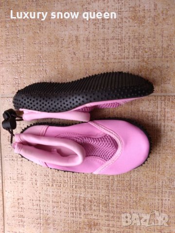 Нови детски обувки за плаж 26номер, снимка 2 - Детски сандали и чехли - 40677649