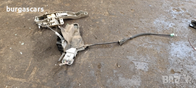 Брава предна дясна врата Citroen C4 - 50лв