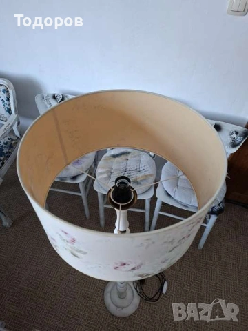 Лампион за под на стойка, снимка 2 - Други стоки за дома - 54010495