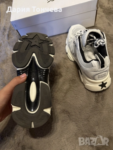 Дамски обувки - Dior, снимка 4 - Маратонки - 56041629