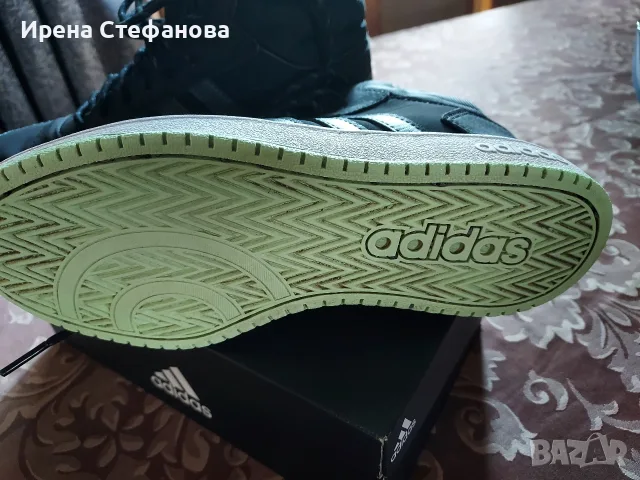 Маратонки Адидас и подарък , снимка 2 - Детски маратонки - 55966614