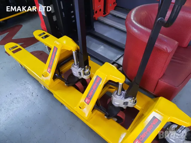 ЧИСТО НОВИ палетни колички 3000kg, снимка 7 - Други машини и части - 49822161