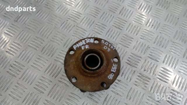 Предна дясна главина VW Phaeton,5.0TDI,2003г.