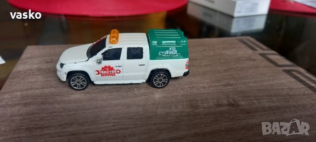 VOLKSWAGEN AMAROK-1:64, снимка 2 - Колекции - 39789798