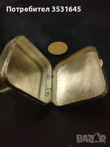 Малка сребърна кутийка, снимка 7 - Други ценни предмети - 42820122