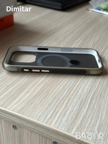 Torras Ostand Q3 Air iPhone 16 Pro Case Калъф Кейс, снимка 4 - Калъфи, кейсове - 52866672