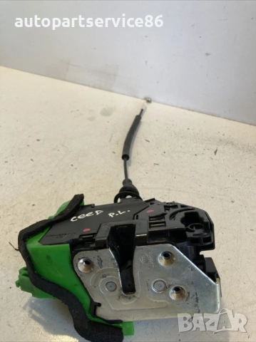 Механизъм на заключване за предна лява врата за KIA Ceed 1.6 CRDi (2014) 81310-2030