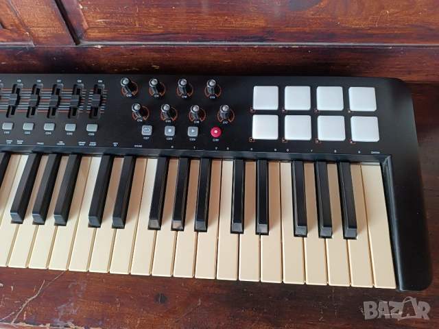 M Audio oxigen 49.   Midi controller. Миди клавиатура , снимка 4 - Синтезатори - 53142547