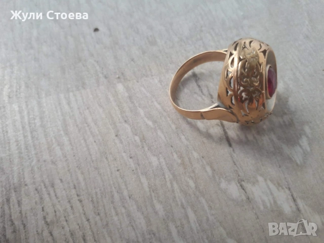 Български златен пръстен с рубин, снимка 2 - Пръстени - 53975839