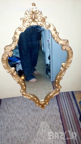 Огледало в бароков стил на дървена основа