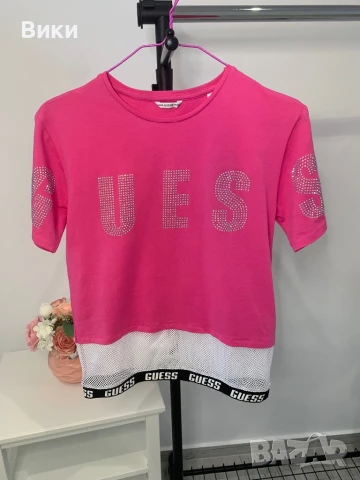 Нова тениска на Guess за 16г но е подходяща и за S размер , снимка 4 - Тениски - 50918259