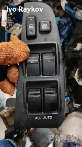 Бутони стъкла за Toyota Avensis T25, 84820-05100 , 8482005100