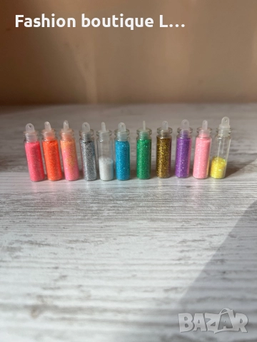 Комплект от 10 броя шишенца с брокат за маникюр на ноктите 🩷❤️🧡💛💚🩵💙💜🖤🩶🤍🤎💔❤️‍🩹❣️💕💓💗💖, снимка 2 - Комплекти и лотове - 52352691