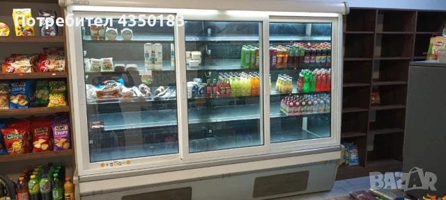 Хладилна витрина , снимка 1