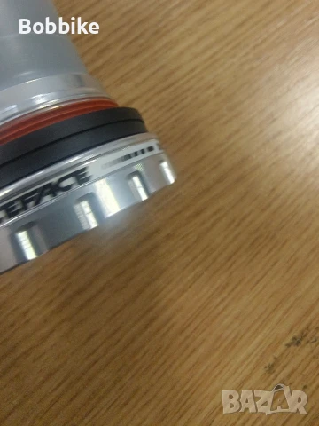 RACEFACE Bottom Bracket X-Type BSA 24 68/73 Team, снимка 3 - Части за велосипеди - 50670495