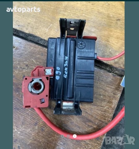 Bmw e90 бензин модули акомулатор плюсова клема, снимка 2 - Части - 40370588