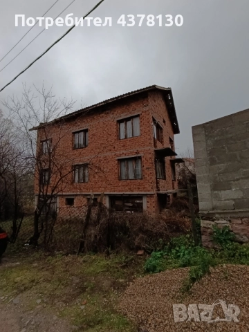 3 етажна къща в с.Згориград , снимка 2 - Къщи - 52541773