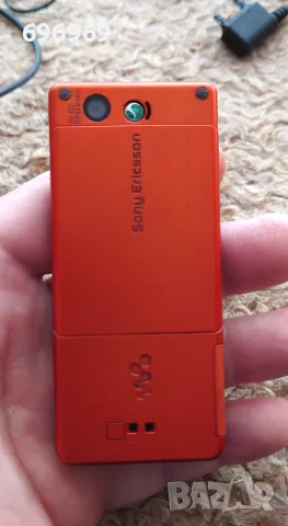 Sony Ericsson W880i + ЕКСТРИ !, снимка 3 - Sony Ericsson - 48038154