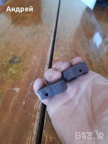 Стари копчета,врътки за радио приемник, снимка 4 - Други ценни предмети - 49546140