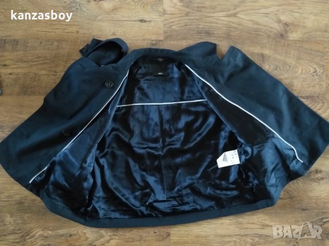 hugo boss sweenay1 - страхотно дамско яке КАТО НОВО, снимка 9 - Сака - 35604224
