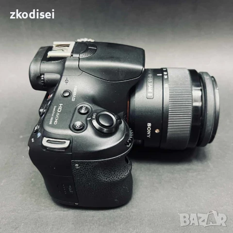 Фотоапарат Sony SLT-A58, снимка 2 - Фотоапарати - 51327539