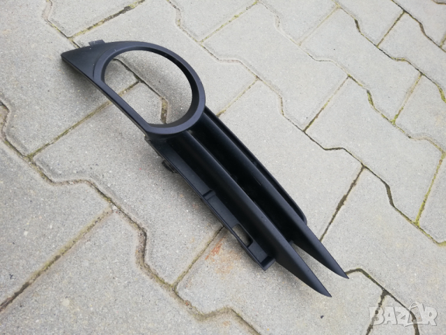 Решетка на халогенен фар за Ауди А 3 лява, снимка 3 - Части - 44762290