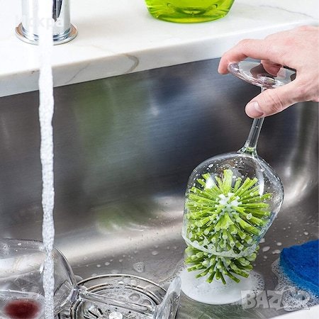 Четка за миене на чаши с вендуза , снимка 6 - Аксесоари за кухня - 38425342