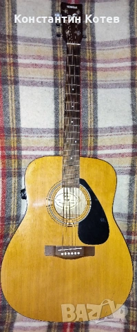 Продавам акустична китара Ямаха F 310 P