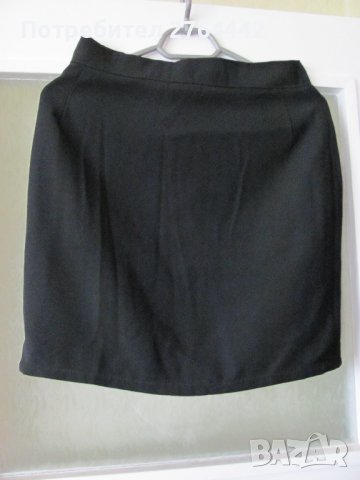 Пола права черна с подплата, снимка 2 - Поли - 36957374