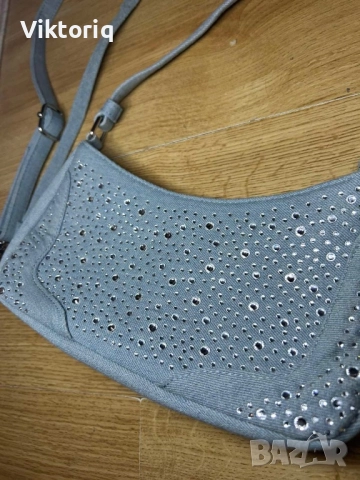 Дамска чанта, снимка 2 - Чанти - 50916363