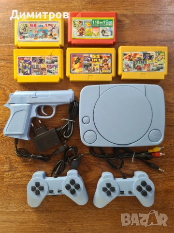 ретро гейм конзола с множество игри