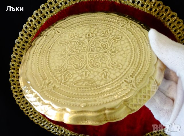 Авторска бронзова чиния,плато,поднос. , снимка 2 - Антикварни и старинни предмети - 36597595