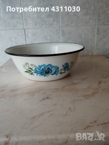 Нови емайлирани купи от 80-те години