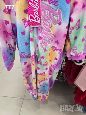 детски нощници гащеризон BARBIE, снимка 3 - Детски пижами - 48439959