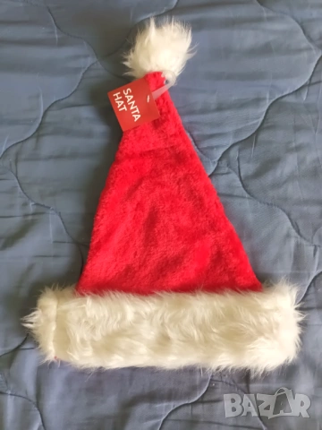 Празнична зимна шапка с пискюл, снимка 2 - Шапки - 54173011