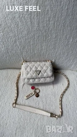 Guess ✨Дамски Чанти , снимка 9 - Чанти - 55952577