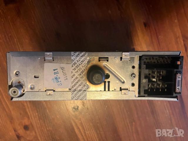 Продавам оригинално радио , снимка 5 - Радиокасетофони, транзистори - 54023366