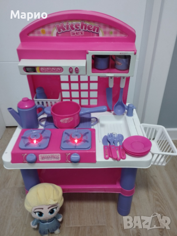Детска кухня, снимка 2 - Играчки за стая - 44793314
