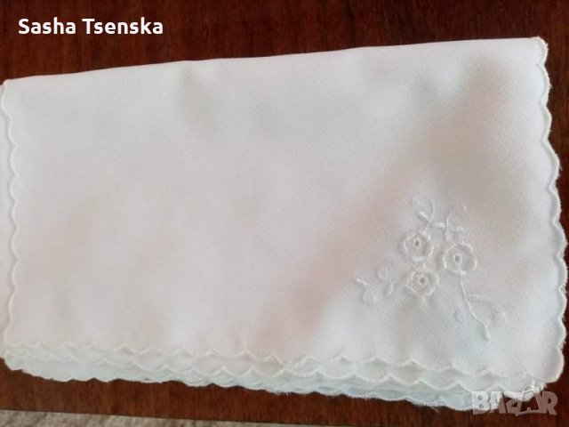 Бродирани кърпи, снимка 7 - Антикварни и старинни предмети - 31757469