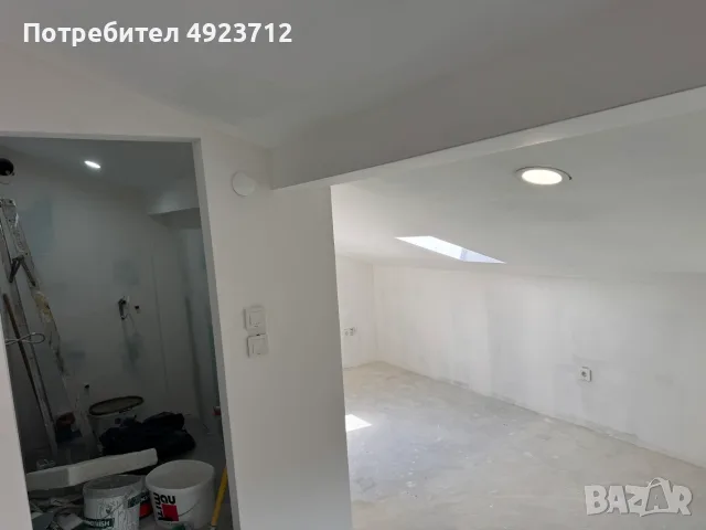 Масивна двуетажна къща в с. Съединение, снимка 15 - Къщи - 55724424
