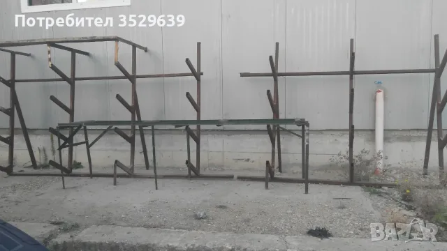 Продавам МЕТАЛЕН СТЕЛАЖ
