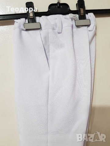 Бял класически панталон 122, снимка 1 - Детски панталони и дънки - 30384253