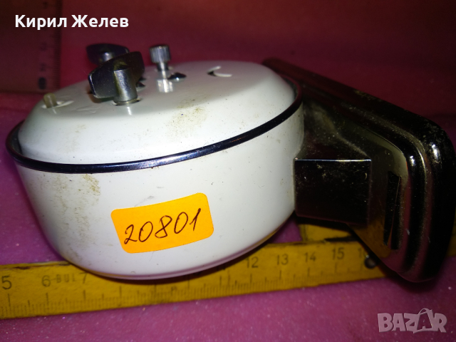 CHANGHAI CHINA Стар КОЛЕКЦИОНЕРСКИ МЕХАНИЧЕН ВИНТИДЖ МОДЕЛ БУДИЛНИК 20801, снимка 4 - Антикварни и старинни предмети - 44533888